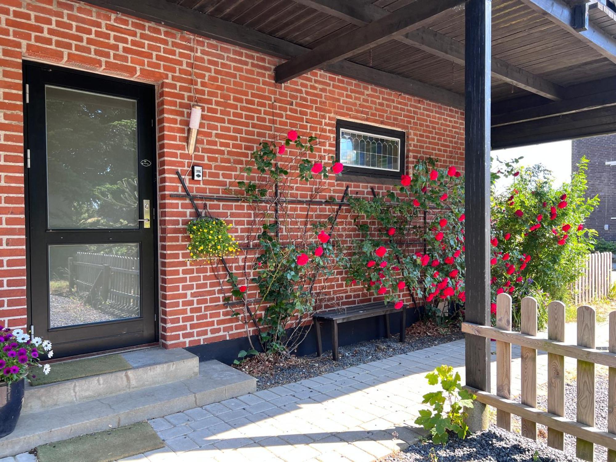5Min Walk To Lego House - Two Bedrooms On Loft Floor With Balcony * With Garden Billund Bagian luar foto
